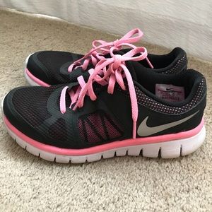 Women’s Nike shoes